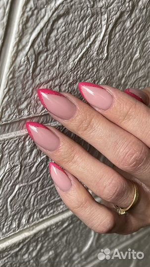 Маникюр / педикюр