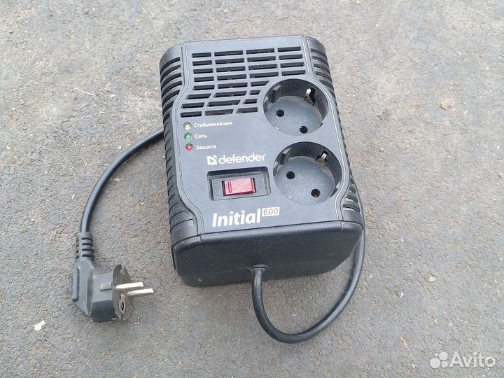 Стабилизатор напряжения однофазный