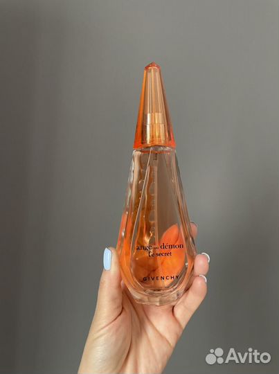 Ангел и демон Givenchy