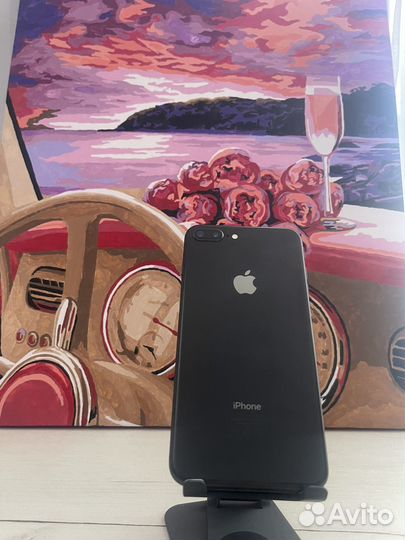 iPhone 8 Plus, 64 ГБ