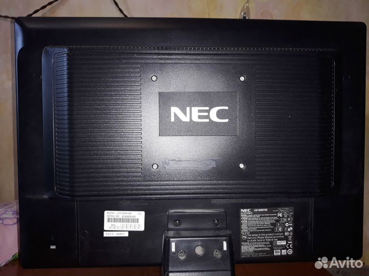 Монитор для компьютера NEC