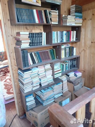 Книги, журналы, марки