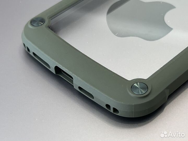 Чехол на iPhone 13 pro max