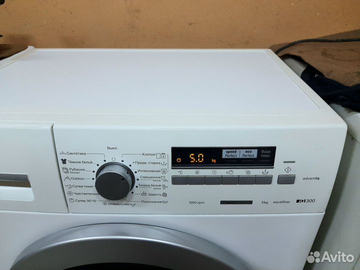 Стиральная машина Siemens 5кг 40см