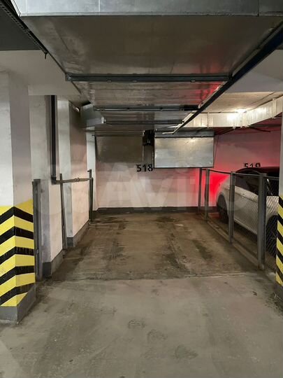 Машиноместо, 18 м²