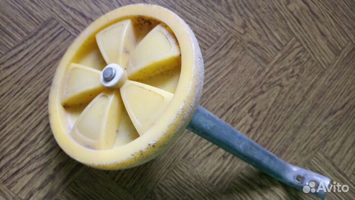 Колеса боковые