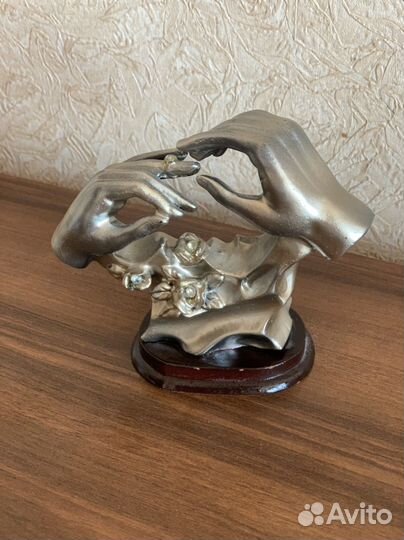 Фарфоровые статуэтки, декоративные фигурки