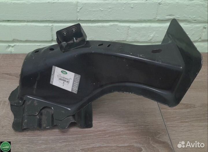 Усилитель крыла передний левый Land Rover