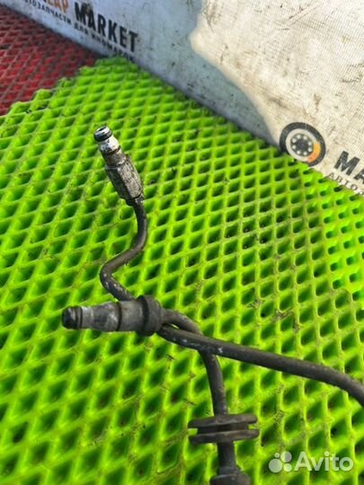 Трубка сцепления Ford Focus 1 1.4-1.6-1.8 2002