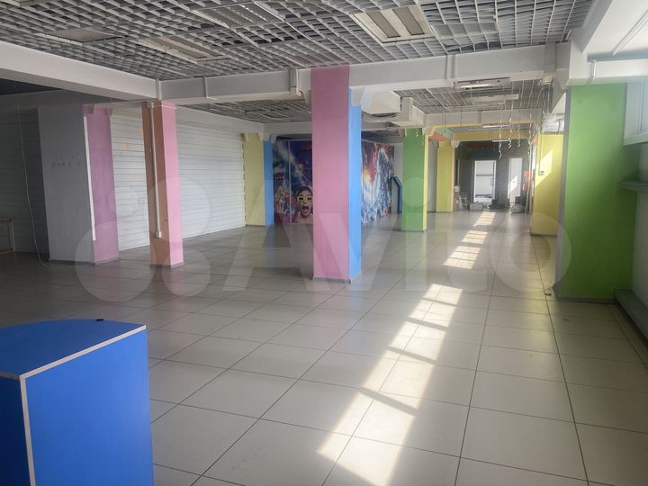 Торговая площадь, 300 м²