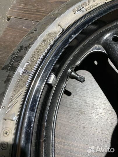 Переднее колесо для Suzuki GSX650F