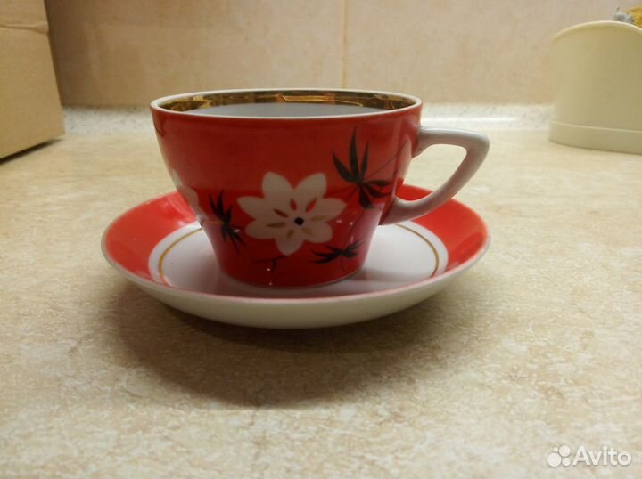 Чашка блюдце чайник большой