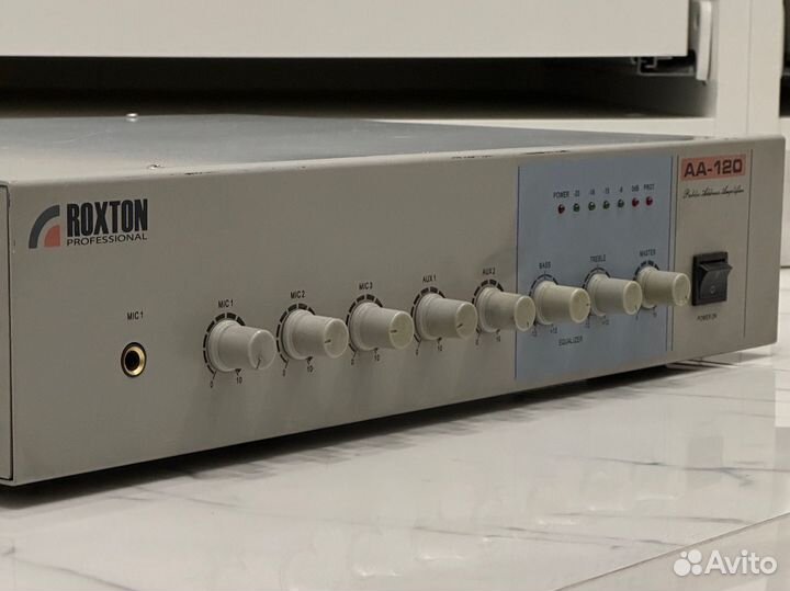 Roxton AA-120: трансляционный усилитель