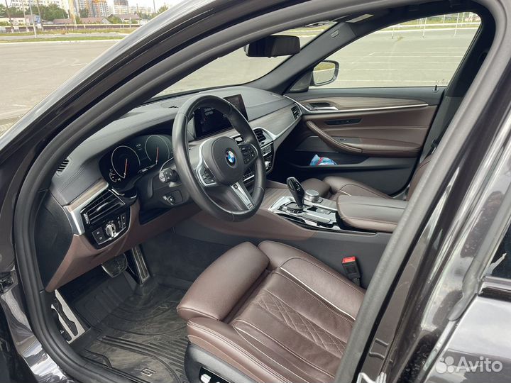 BMW 5 серия 3.0 AT, 2019, 55 400 км