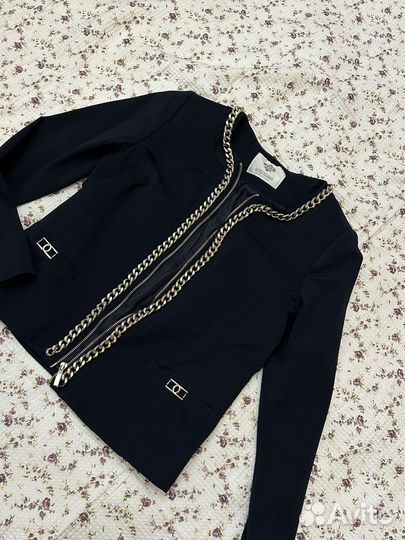 Костюм женский