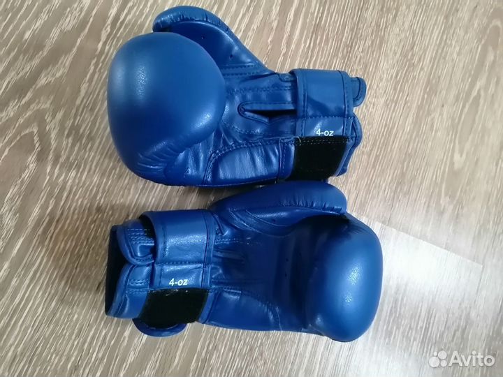 Боксерские перчатки детские 4 oz