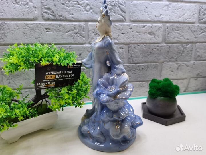 П.8492 Статуэтка Хозяйка медной горы Фарфор