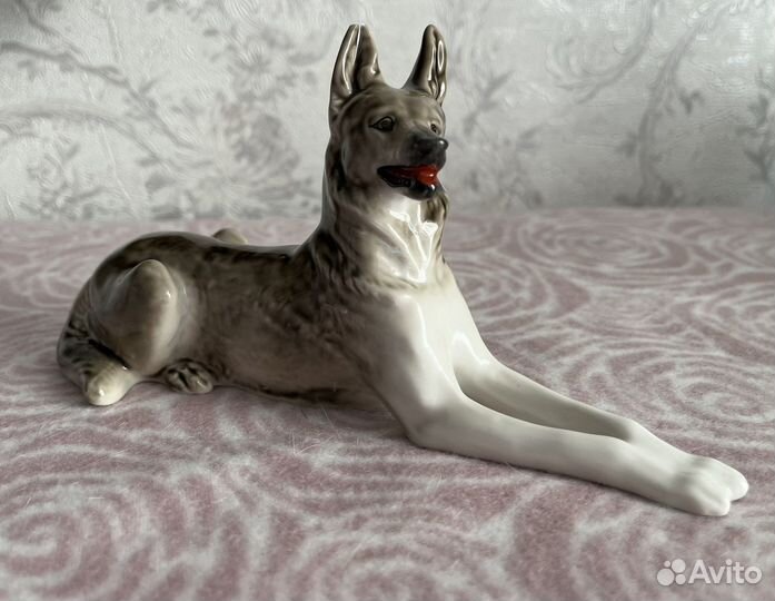 Статутка собака Овчарка фарфор СССР