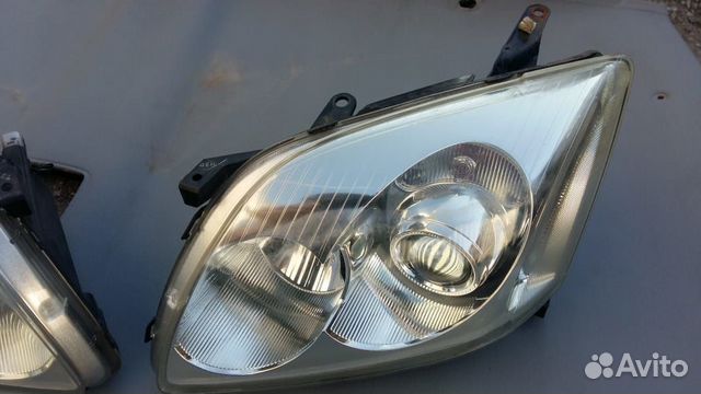 Тойота авенсис 03-09г, фара левая ксенон