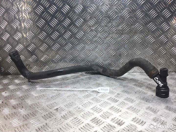 Фланец (тройник) системы охлаждения Audi A3 1j0121