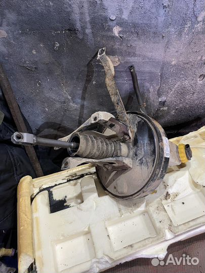 Вакумный усилитель тормозов с цилиндром шанс