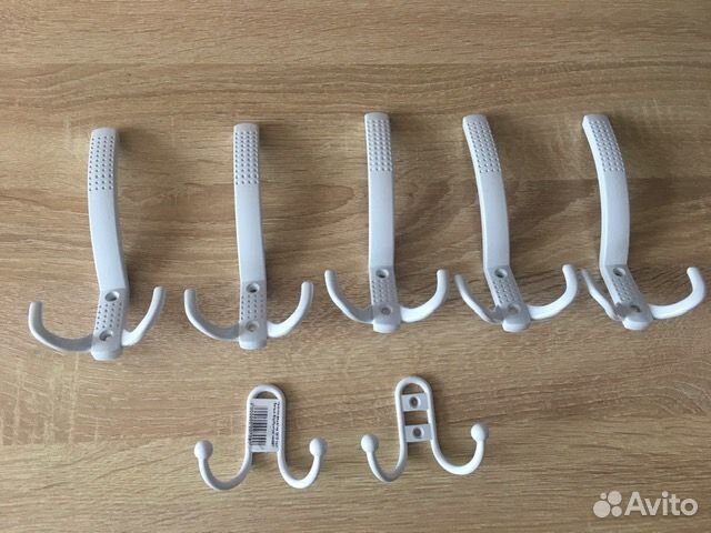 Крючки для прихожей