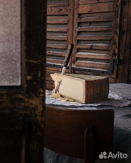 Сыр Грюйер Швейцарский горный Gruyere