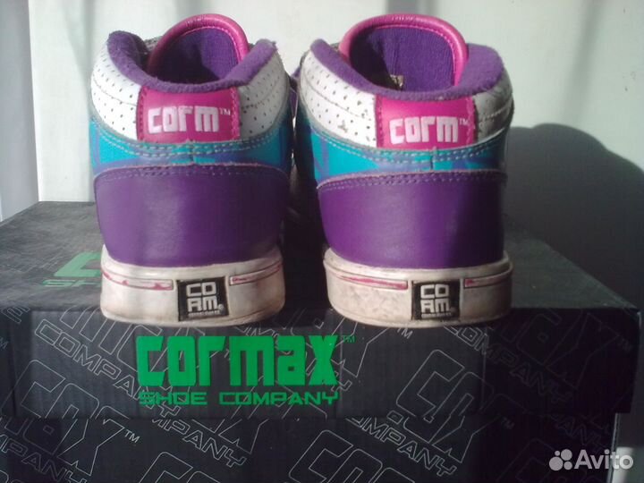 Кроссовки для девочки