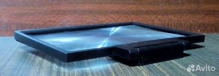 Проектор (увеличитель изображения) смартфона