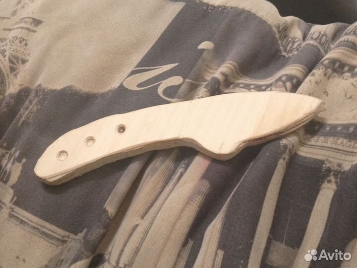 Самодельный ножик Scorpion из дерева