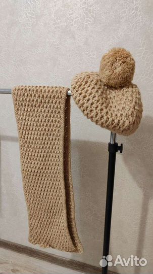 Комплект шапка и шарф женский