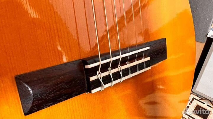 Классическая гитара yamaha c40 (4/4)