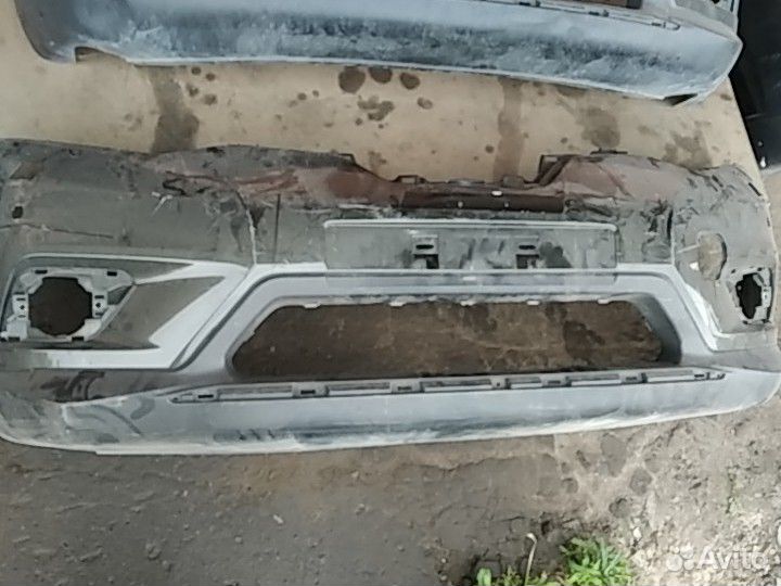 Передний бампер Nissan x-trail