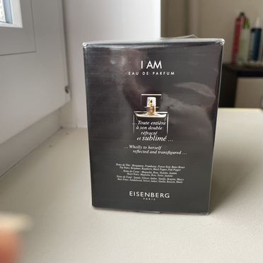 I am eau de parfum Eisenberg