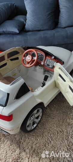 Детский автомобиль Toyland Bentley Bentayga Белый