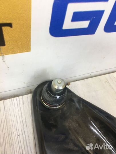 Рычаг подвески Renault logan Лев