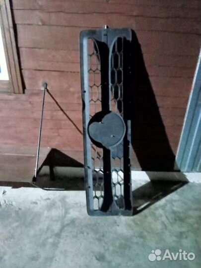 Решетка радиатора