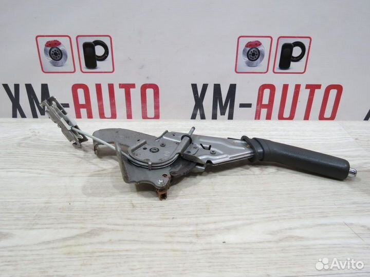 Ручник Toyota Corolla 150