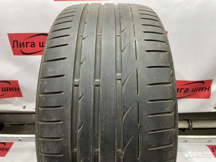 Bridgestone Potenza S001 245/35 R19