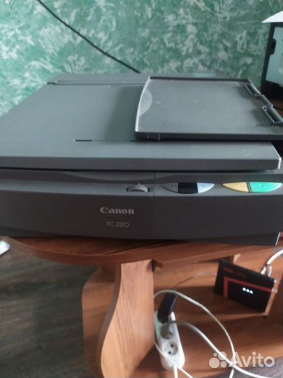 Копировальный аппарат F220