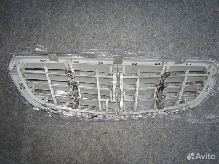 Решетка радиатора Mercedes W205 A2058801583