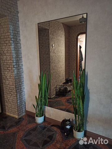 Зеркало в прихожую в алюминиевой раме