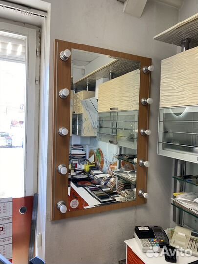 Зеркало с подсветкой парящее багет и алюминий