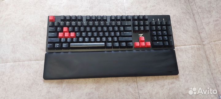 Игровая механическая клавиатура