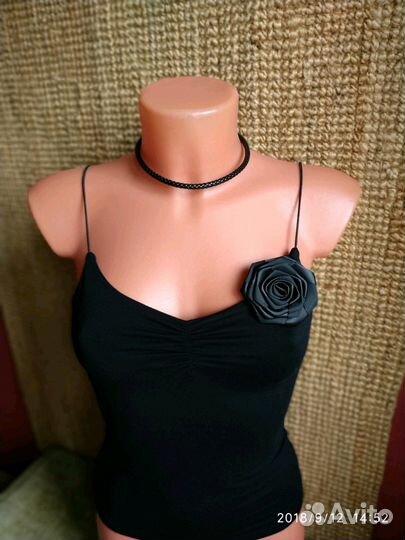 «Брошь-цветок черного цвета»
