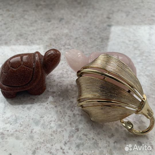 Винтажная брошь Coro, Sara Coventry, Trifari,Monet