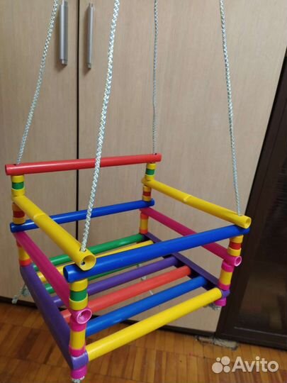 Качель для ребенка, крепление в дверной проем