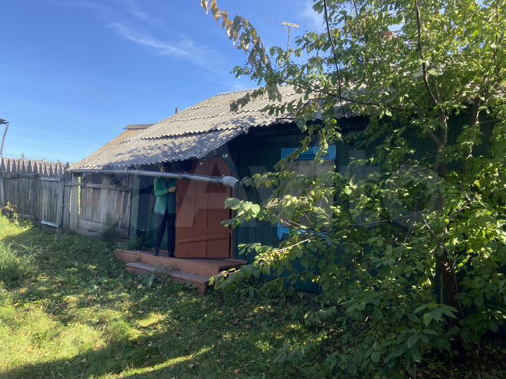 Дом 35 м² на участке 1,5 сот.