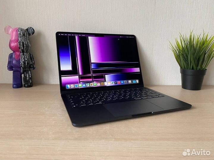 MacBook Air M2 2022 16gb RAM/256gb SSD Ростест