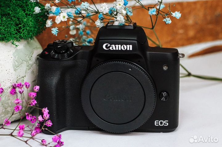 Цифровой фотоаппарат Canon EOS M50 Mark II Body